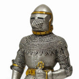 Metal Knight Statue - Bascinet Knight