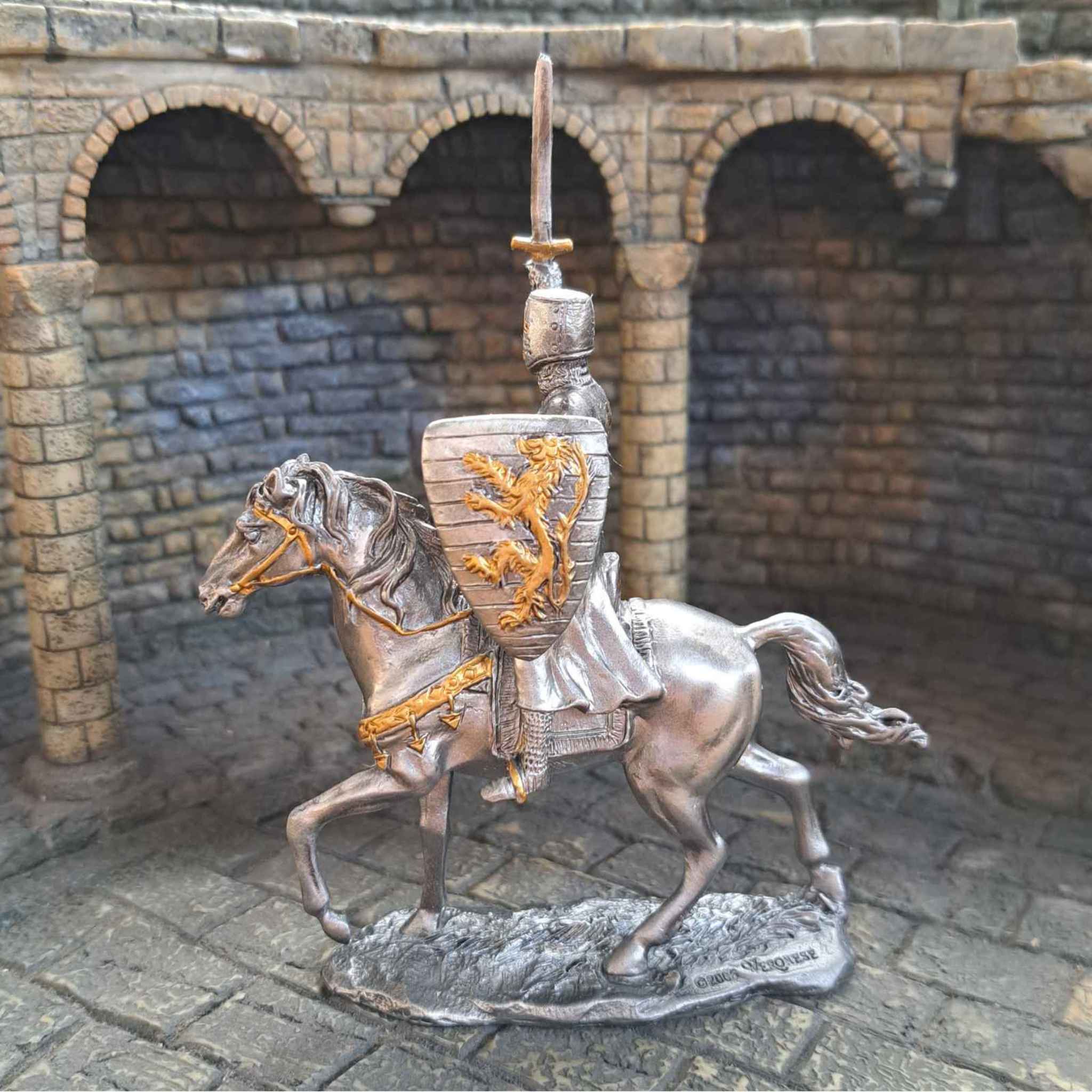 Mounted knight with lion shield metal knight