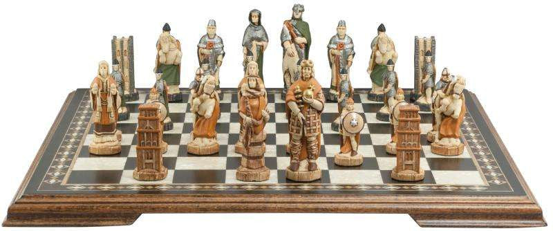 Battle of Hastings - Hand Painted Chess Set - TimeLine Gifts